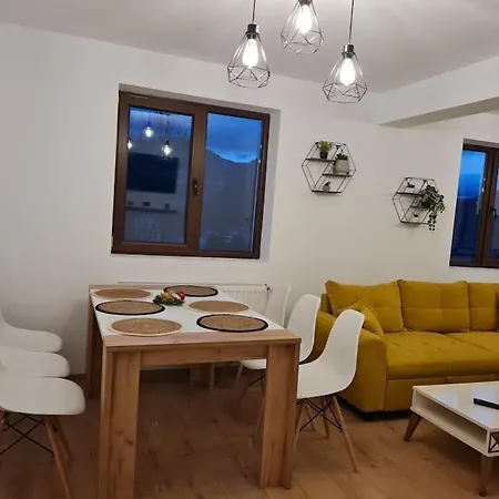Hopa Sus Holiday home Campulung Moldovenesc