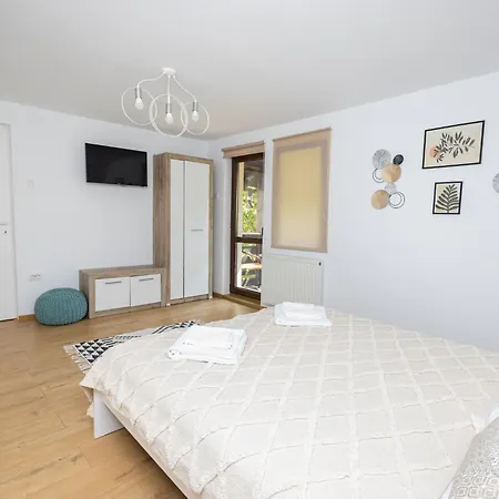 Holiday home Hopa Sus