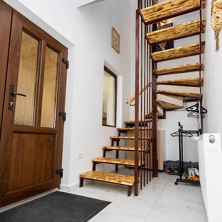 Holiday home Hopa Sus