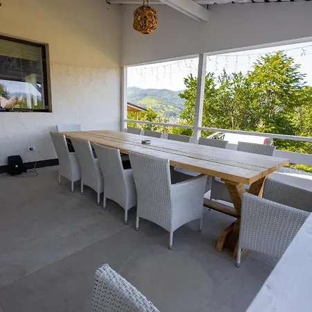 Holiday home Hopa Sus Campulung Moldovenesc
